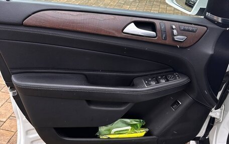 Mercedes-Benz GLE, 2016 год, 4 000 000 рублей, 15 фотография