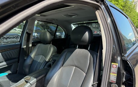 Mercedes-Benz E-Класс, 2004 год, 990 000 рублей, 10 фотография