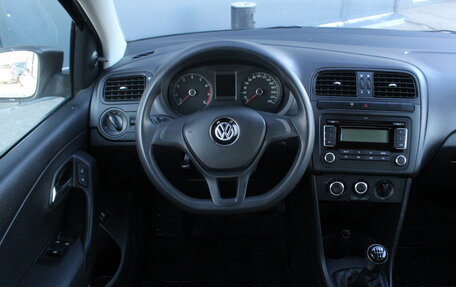 Volkswagen Polo VI (EU Market), 2016 год, 1 145 000 рублей, 6 фотография