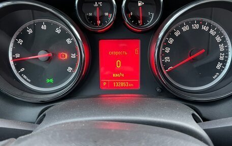 Opel Astra J, 2013 год, 950 000 рублей, 2 фотография