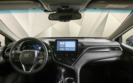 Toyota Camry, 2022 год, 2 795 000 рублей, 9 фотография