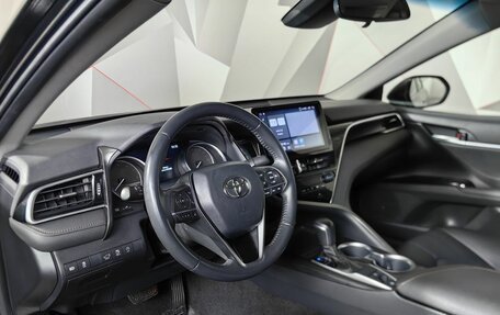 Toyota Camry, 2022 год, 2 795 000 рублей, 14 фотография