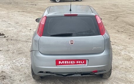 Fiat Punto III Punto Evo рестайлинг, 2007 год, 300 000 рублей, 3 фотография