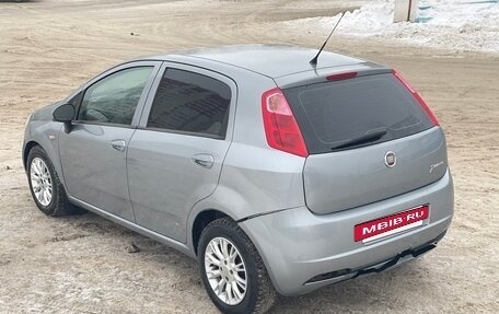 Fiat Punto III Punto Evo рестайлинг, 2007 год, 300 000 рублей, 2 фотография