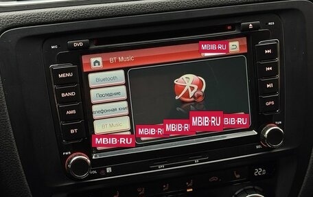 Volkswagen Jetta VI, 2013 год, 1 250 000 рублей, 27 фотография