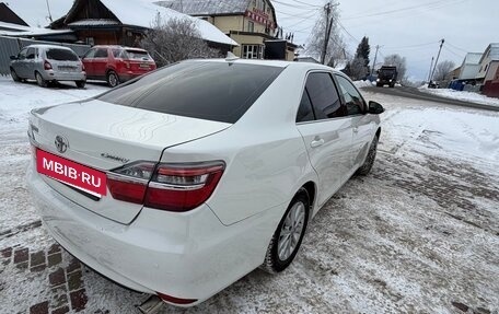 Toyota Camry, 2017 год, 1 590 000 рублей, 6 фотография