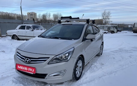 Hyundai Solaris II рестайлинг, 2015 год, 1 150 000 рублей, 1 фотография