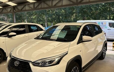 Toyota Yaris XP150 рестайлинг, 2022 год, 1 510 000 рублей, 3 фотография