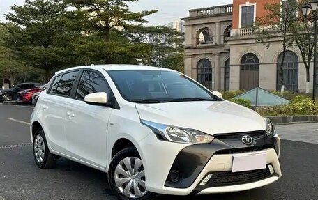 Toyota Yaris XP150 рестайлинг, 2022 год, 1 275 000 рублей, 3 фотография