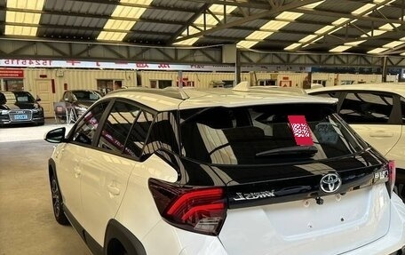 Toyota Yaris XP150 рестайлинг, 2022 год, 1 510 000 рублей, 4 фотография