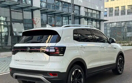 Volkswagen T-Cross I, 2022 год, 1 274 003 рублей, 4 фотография