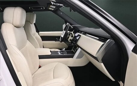 Land Rover Range Rover IV рестайлинг, 2022 год, 10 899 000 рублей, 20 фотография