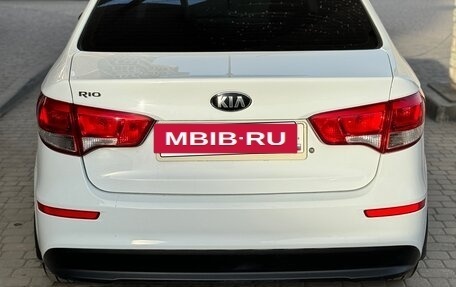 KIA Rio III рестайлинг, 2015 год, 850 000 рублей, 10 фотография