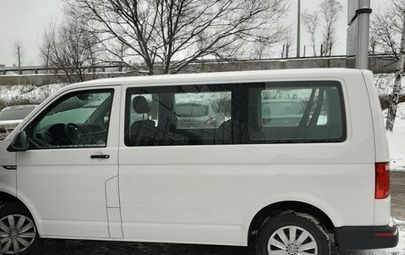 Volkswagen Caravelle T6 рестайлинг, 2018 год, 3 200 000 рублей, 4 фотография