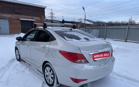 Hyundai Solaris II рестайлинг, 2015 год, 1 150 000 рублей, 4 фотография