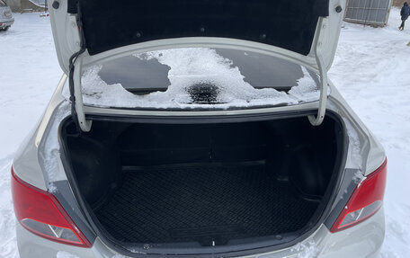 Hyundai Solaris II рестайлинг, 2015 год, 1 150 000 рублей, 11 фотография