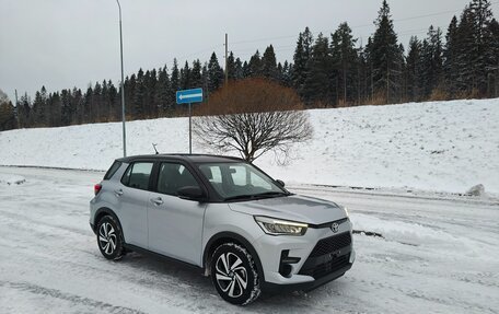 Toyota Raize I, 2023 год, 2 400 000 рублей, 4 фотография