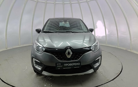 Renault Kaptur I рестайлинг, 2017 год, 1 560 000 рублей, 2 фотография