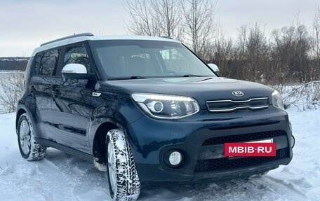 KIA Soul II рестайлинг, 2018 год, 1 350 000 рублей, 2 фотография
