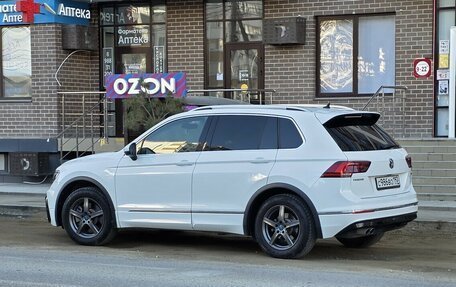 Volkswagen Tiguan II, 2019 год, 3 100 000 рублей, 4 фотография
