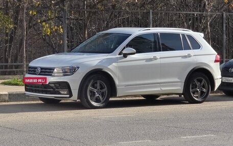 Volkswagen Tiguan II, 2019 год, 3 100 000 рублей, 3 фотография