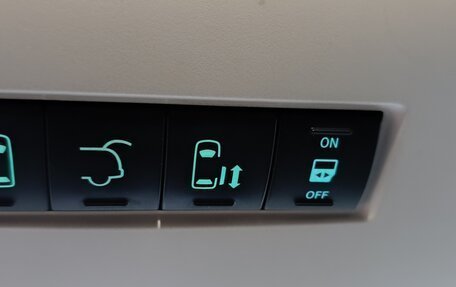 Chrysler Voyager IV, 2010 год, 1 500 000 рублей, 12 фотография