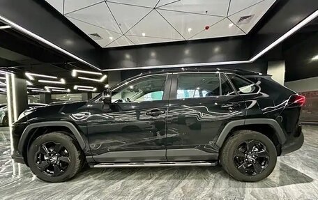 Toyota RAV4, 2023 год, 5 630 000 рублей, 7 фотография