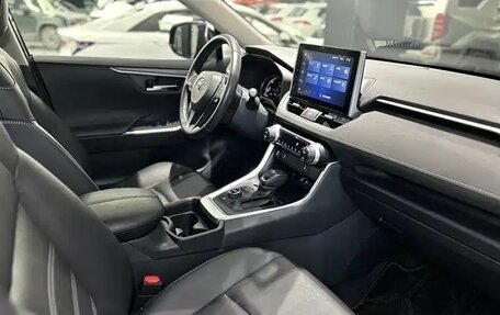 Toyota RAV4, 2023 год, 5 630 000 рублей, 25 фотография