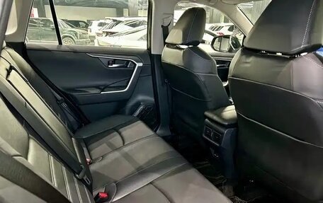 Toyota RAV4, 2023 год, 5 630 000 рублей, 32 фотография