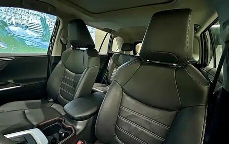 Toyota RAV4, 2023 год, 5 630 000 рублей, 18 фотография