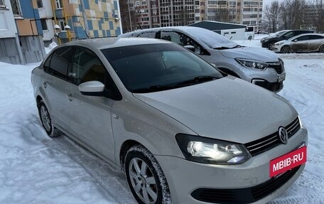 Volkswagen Polo VI (EU Market), 2012 год, 685 000 рублей, 4 фотография