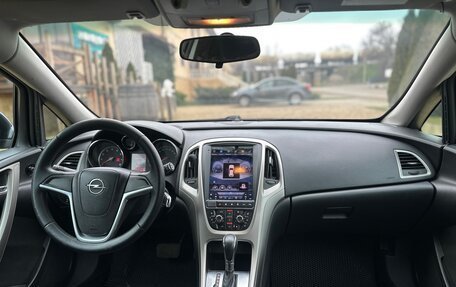 Opel Astra J, 2011 год, 590 000 рублей, 9 фотография
