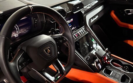 Lamborghini Urus I, 2023 год, 28 800 000 рублей, 10 фотография