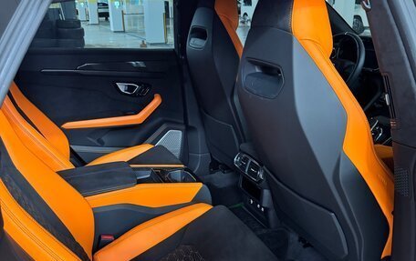 Lamborghini Urus I, 2023 год, 28 800 000 рублей, 15 фотография