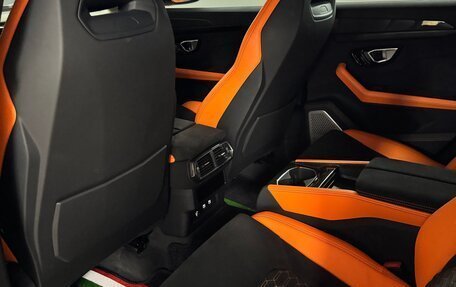 Lamborghini Urus I, 2023 год, 28 800 000 рублей, 17 фотография