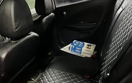 Nissan Almera, 2005 год, 300 000 рублей, 13 фотография