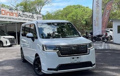 Honda Stepwgn, 2022 год, 2 640 000 рублей, 1 фотография