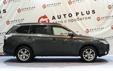 Mitsubishi Outlander III рестайлинг 3, 2013 год, 1 549 000 рублей, 6 фотография