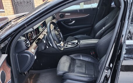 Mercedes-Benz E-Класс, 2016 год, 2 650 000 рублей, 12 фотография