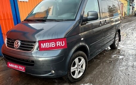 Volkswagen Multivan T5, 2004 год, 1 200 000 рублей, 1 фотография