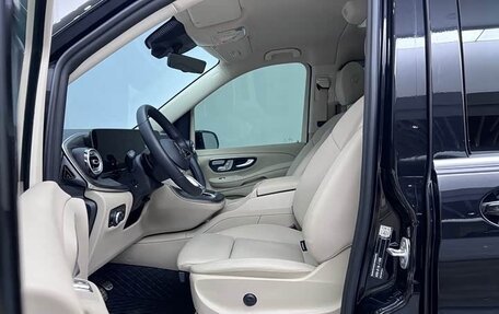 Mercedes-Benz V-Класс, 2025 год, 9 350 000 рублей, 9 фотография