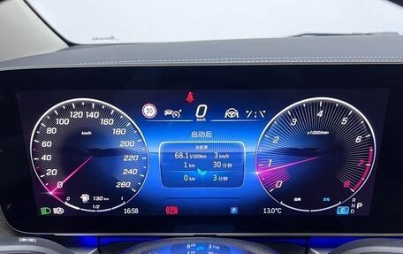 Mercedes-Benz V-Класс, 2025 год, 9 350 000 рублей, 13 фотография