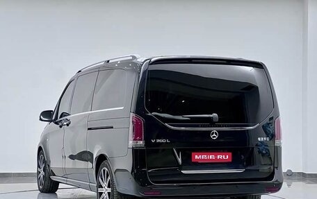 Mercedes-Benz V-Класс, 2025 год, 9 350 000 рублей, 5 фотография