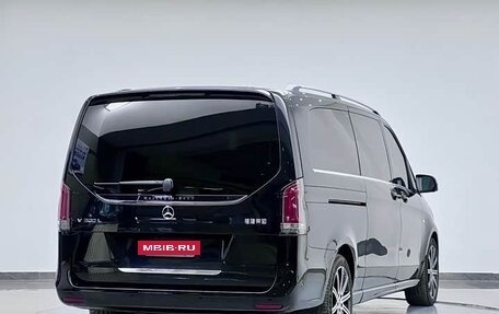 Mercedes-Benz V-Класс, 2025 год, 9 350 000 рублей, 7 фотография