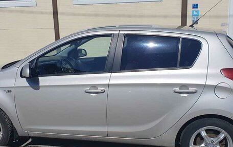 Hyundai i20 IB рестайлинг, 2009 год, 500 000 рублей, 3 фотография