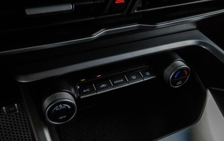 Geely Coolray I, 2021 год, 1 744 000 рублей, 21 фотография