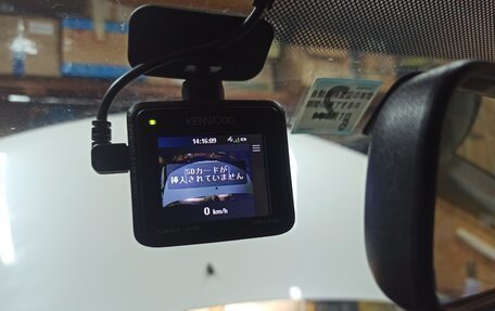 Toyota Sienta I, 2012 год, 1 080 000 рублей, 22 фотография