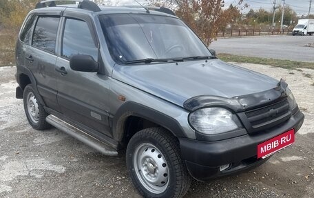 Chevrolet Niva I рестайлинг, 2004 год, 390 000 рублей, 3 фотография
