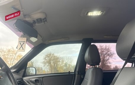 Chevrolet Niva I рестайлинг, 2004 год, 390 000 рублей, 11 фотография