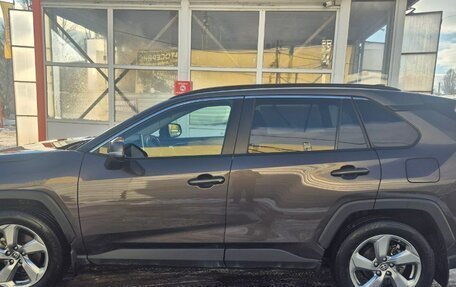 Toyota RAV4, 2020 год, 3 500 000 рублей, 8 фотография